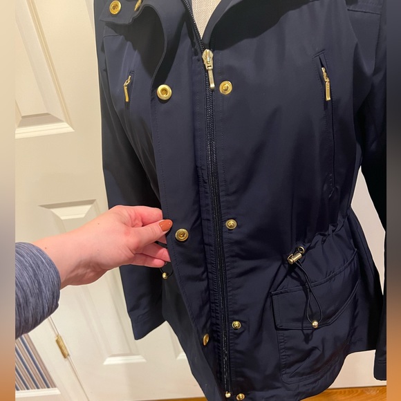 Water resistant coat - Picture 3 of 5